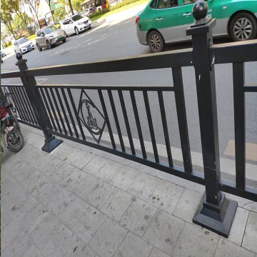 廣州城市護(hù)欄隔離欄 德式道路護(hù)欄 